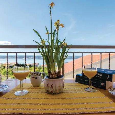 1 Bedroom Amazing In 马斯莱尼察